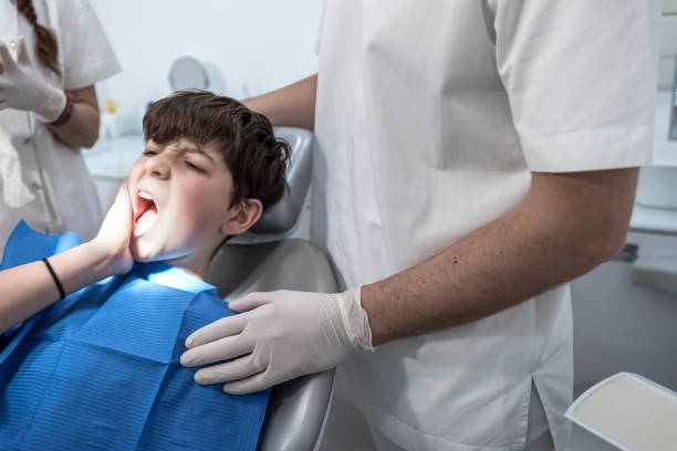 Best Emergency Tooth Extraction  in Homosassa Springs, FL